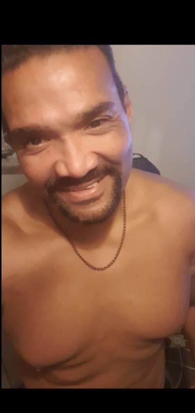 Gordon 58 ans Chelmsford Royaume-Uni