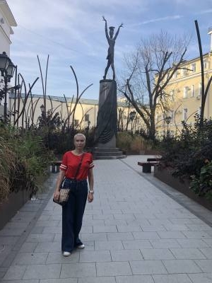 Инна 54 ans Новороссийск Russie