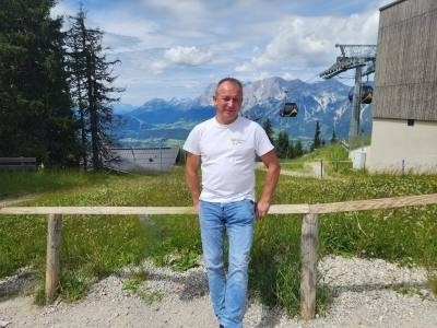 Peter 48 ans Baden  Autriche