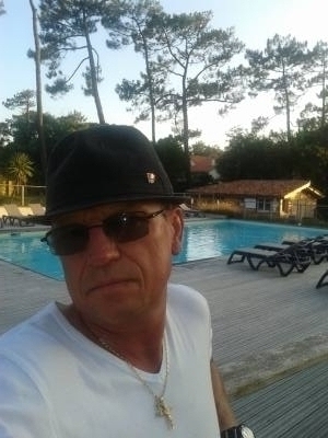 Alvydas 52 ans Wasquehal France