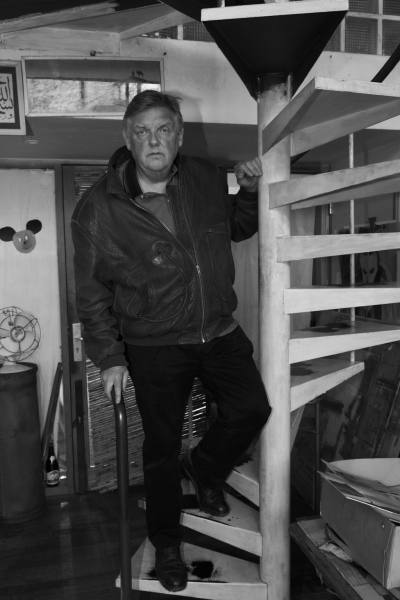 Alain 77 ans Uccle Belgique