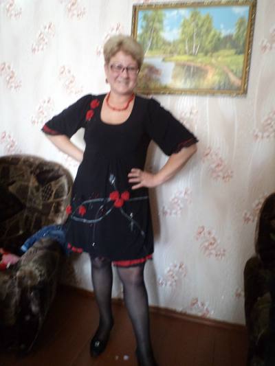 Larissa 60 ans витебск Biélorussie