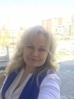 Elena 46 ans Taganrog Russie