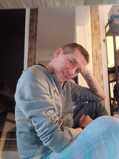 Olivier 54 лет Paris Франция