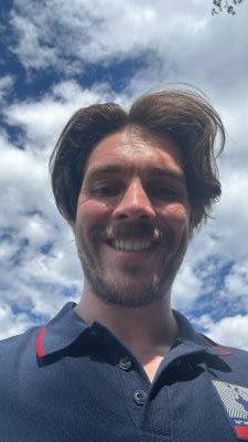 Michi 38 лет 83308 Германия