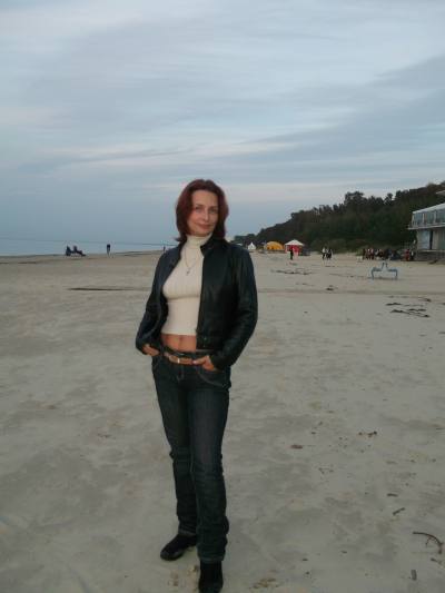 Aleksandra 48 ans Riga Lettonie