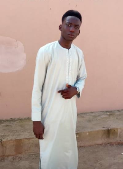 Malick 24 ans Paris  France