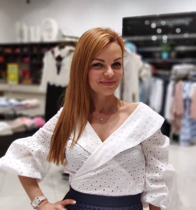 Elena 44 ans Minsk Biélorussie