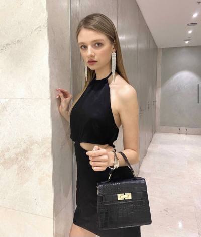 Милана 26 ans Киев  Ukraine