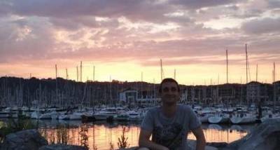 Maxime 42 лет Biarritz Франция