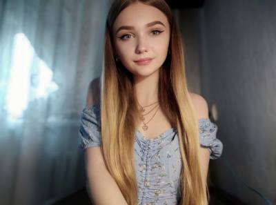 Юлия 23 лет Запорожье Украина