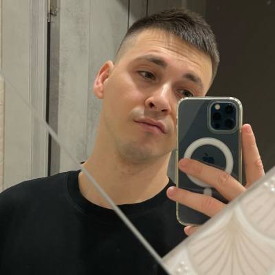 Александр 30 лет Изяслав  Украина