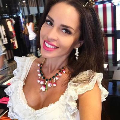 Anastasia 38 ans Sankt-petersburg Russie