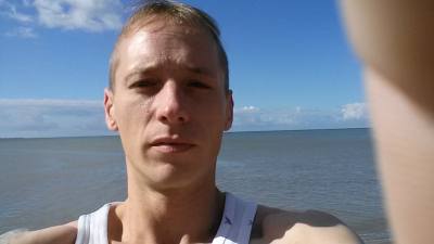 Yann 39 ans Locmariaquer  France