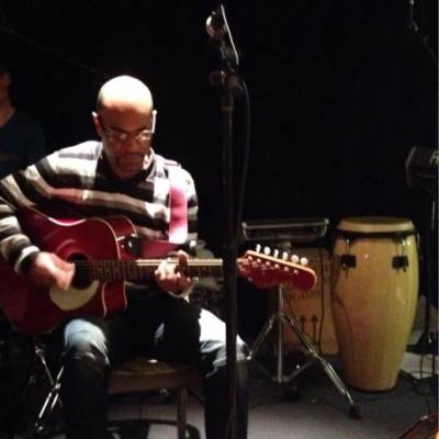 Patrick 44 лет Bordeaux  Франция