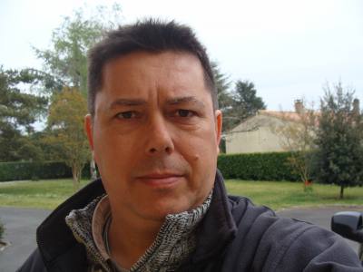 Philippe 57 лет Bordeaux Франция
