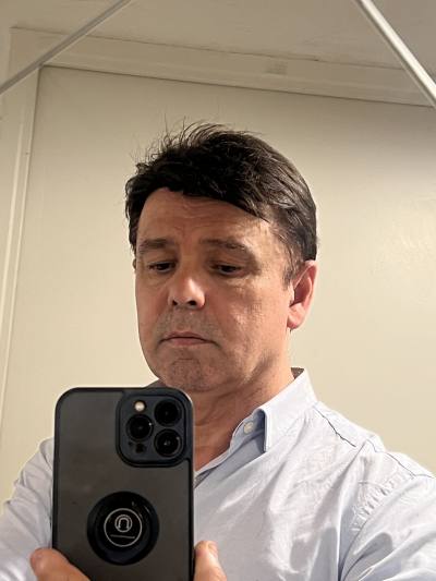 Fabien 60 лет Lyon  Франция