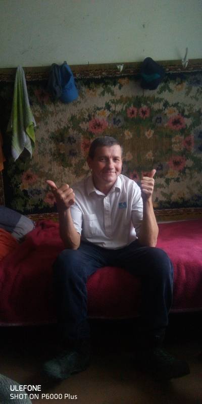 Валентин 49 лет Николаев  Украина
