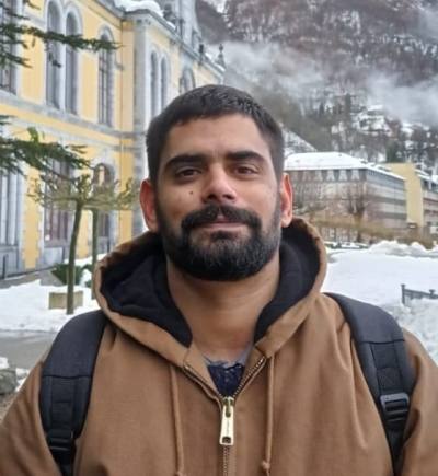 Miguel 35 лет Bayonne Франция