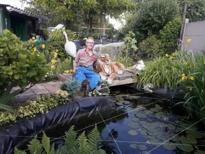Bernard 70 лет Douvrin Франция
