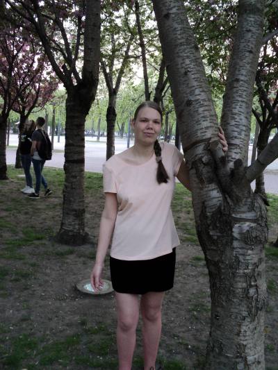 Olga 24 ans Dnepr  Ukraine