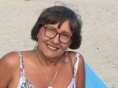 Natallia 67 ans Kiev Ukraine
