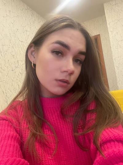 Аня 21 ans Рязань  Russie