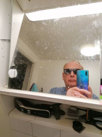 Martin 73 ans Trollhattan Suède