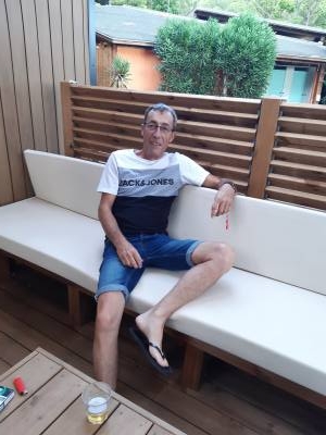 Fabrice 59 лет Valence  Франция