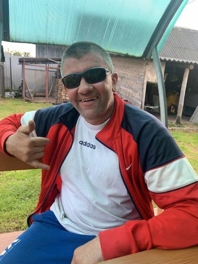 Ilyas 44 ans Bourg La Reine France