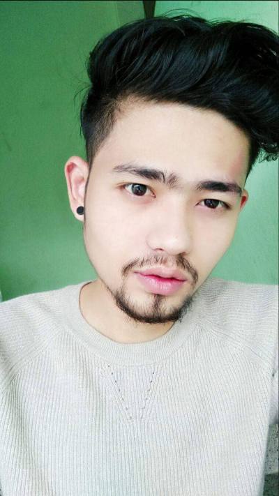 Tenzin 30 лет Kathmandu Китай