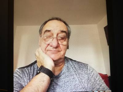 Francis 74 ans Carpentras France