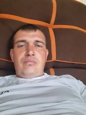 Дмитрий 38 ans Покровск Ukraine