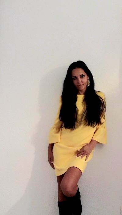 Vlada 47 ans Montpellier France
