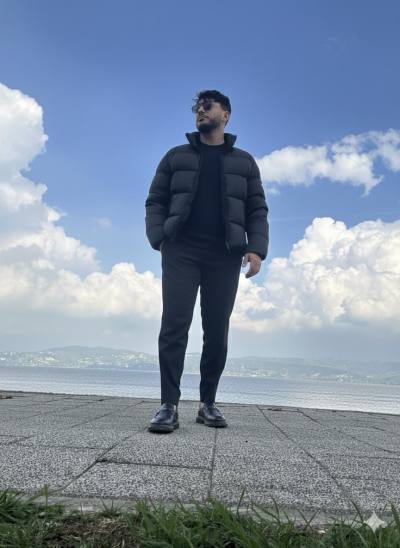 Mert 28 лет İstanbul  Турция