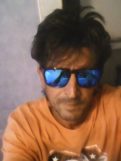 Gilbert 57 ans Pau France