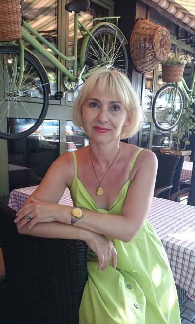 Larisa 59 ans ноябрьск Russie