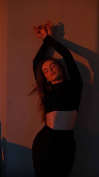 Лиза 23 ans южный Ukraine