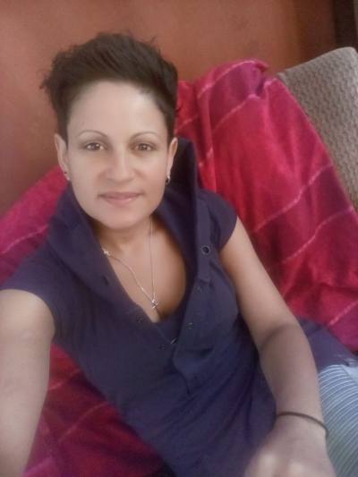 Оксана 38 ans Борзна Ukraine