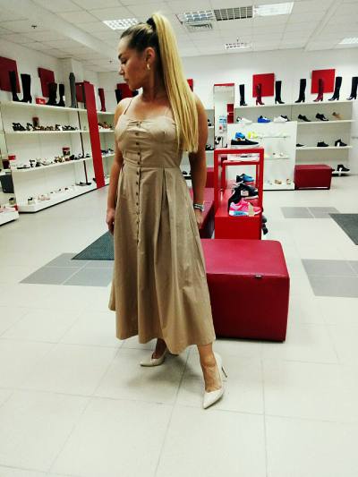Olga 47 ans Kiev Ukraine