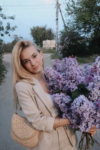 Анастасия 19 Jahre Украина  Ukraine