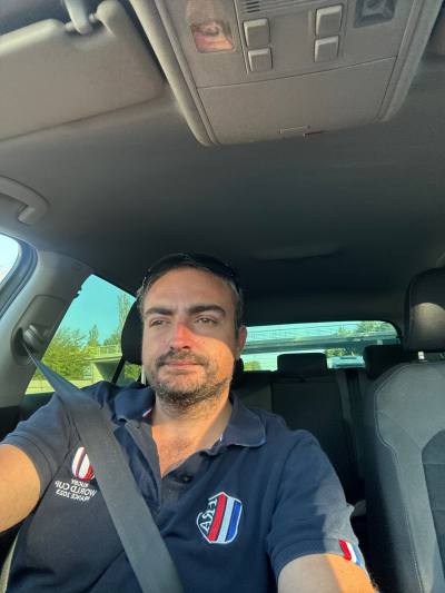 Pierre 32 лет Perpignan  Франция