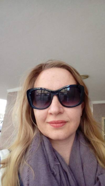 Yulia 43 Jahre Almaty Kasachstan