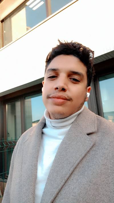 Rayan 27 лет Lisieux Франция