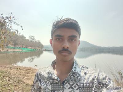 Piyush 19 лет Gondia  Индия