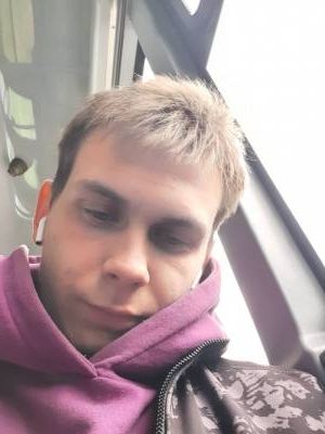 Илья 23 лет Ялта Украина