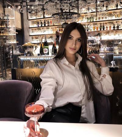 Anna 29 Jahre Lugansk Ukraine