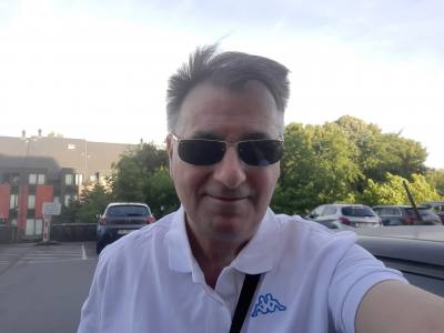 Nick 53 лет Bruxelles  Бельгия