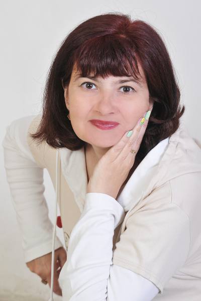 Elina 57 Jahre Crimea Russland