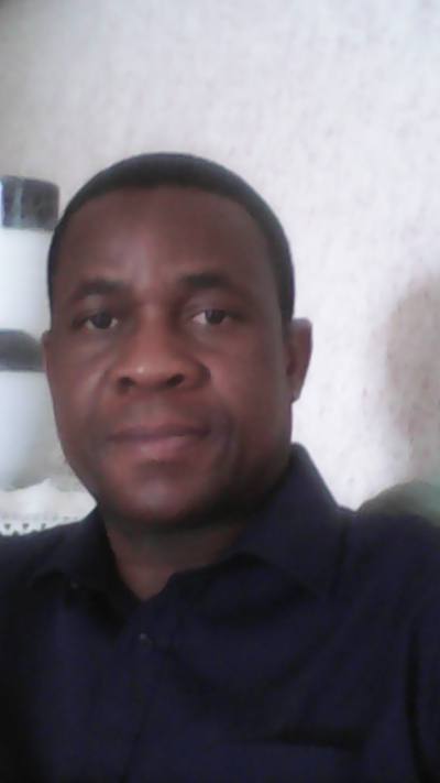 Sam 48 ans Cap Oriental Afrique du Sud